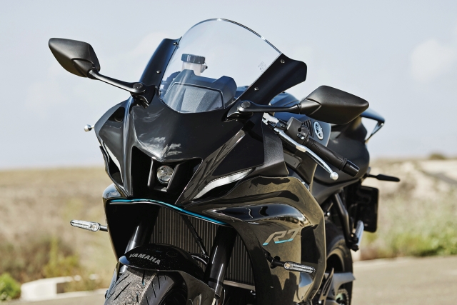 Yamaha YZF-R7 Review: The Perfect Gateway to Supersport Excellence